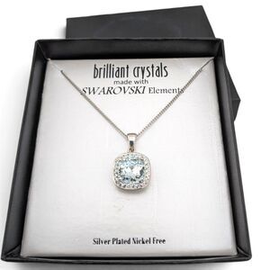 Brilliant Crystals Swarovski Elements Pendant Necklace Silver Plated Box